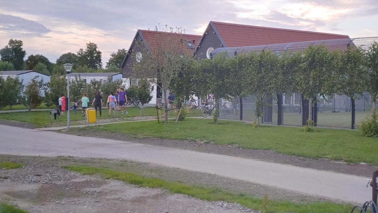 Chalet M44 Oostkapelle Exterior foto